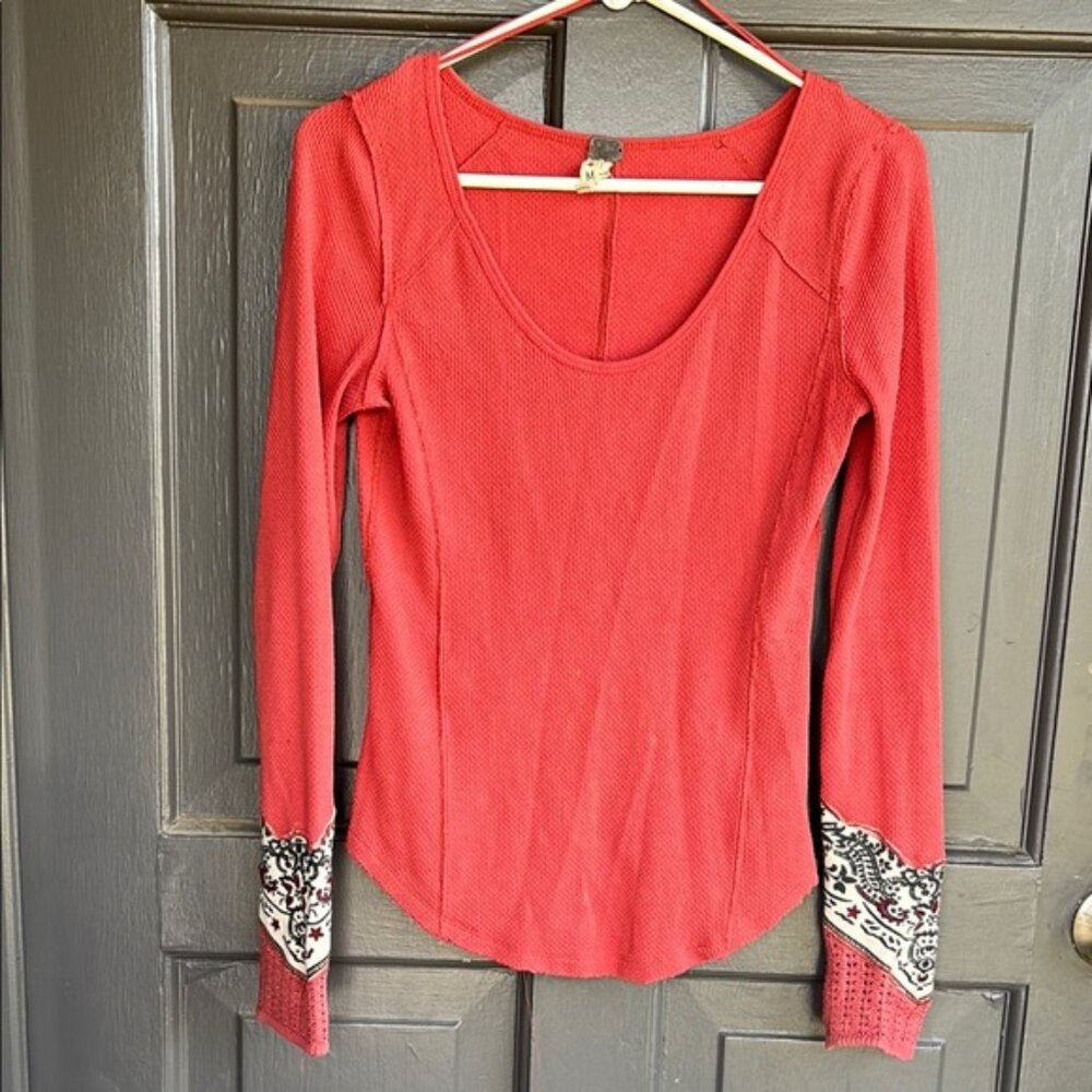Women's Red Long Sleeve Top